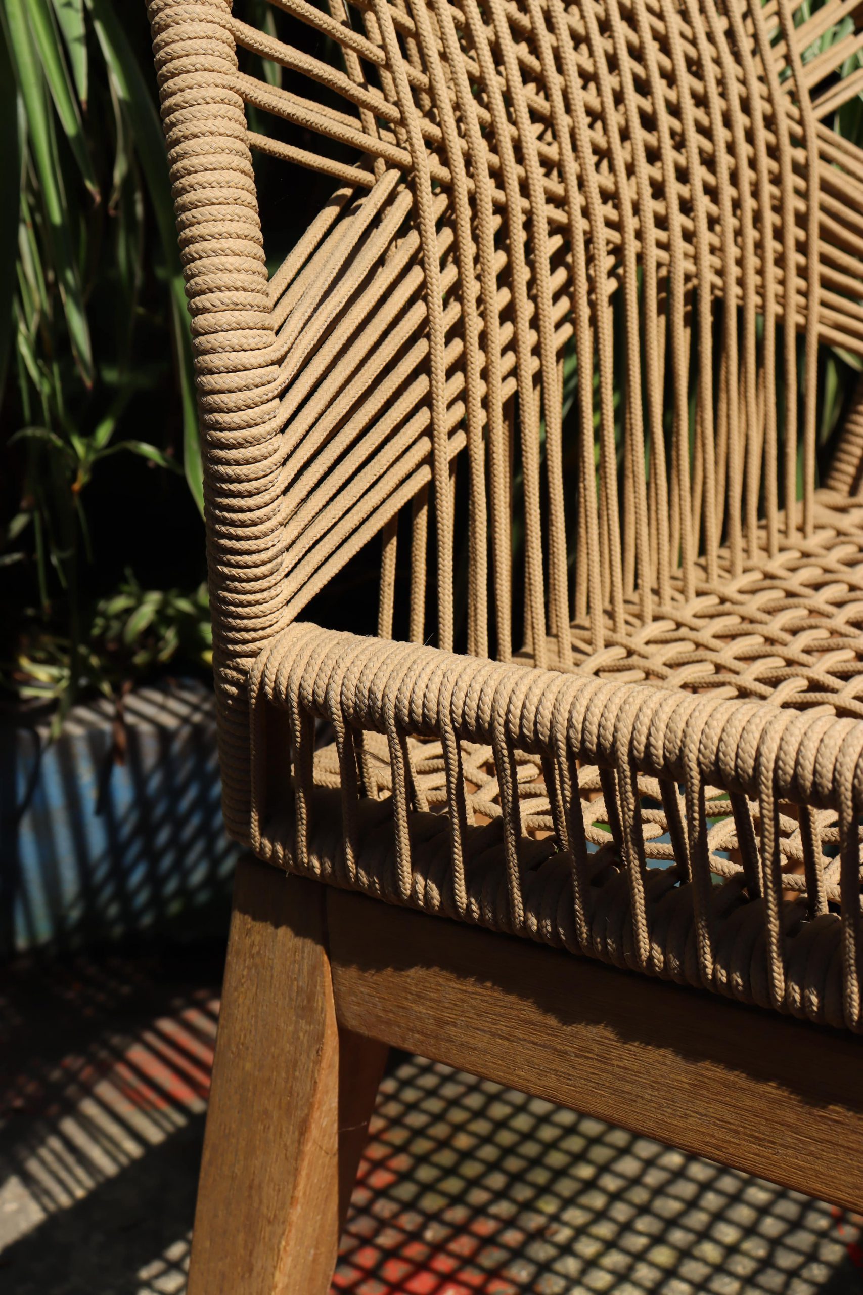 Ghế Liverpool - Khung gỗ dầu đan dây xám đen - Hình ảnh 6